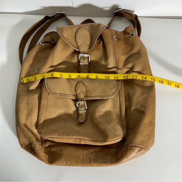 Picard Water Buffalo Leather Backpack w/LG Inside/Outside Buckle Closure pockets - Picture 13 of 16